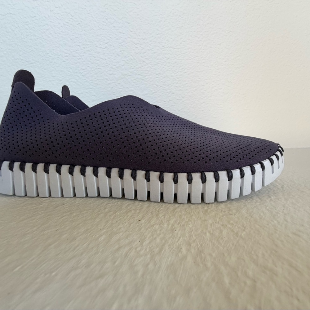 Ilse Jacobsen Purple Perforated Flats